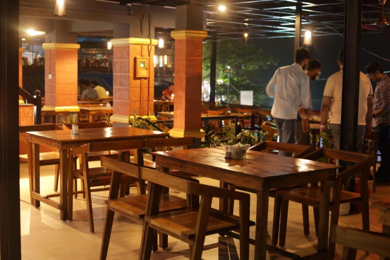 트리반드룸 Skylounge Residency 아파트 외부 사진