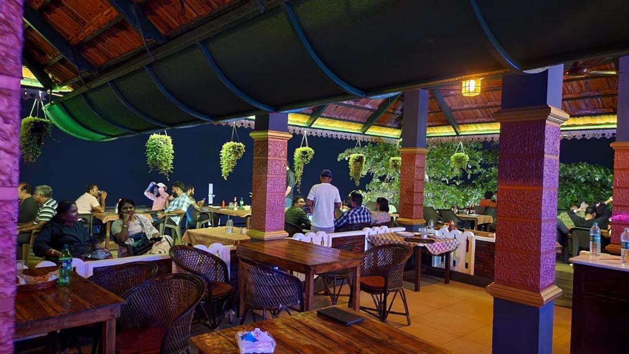 트리반드룸 Skylounge Residency 아파트 외부 사진